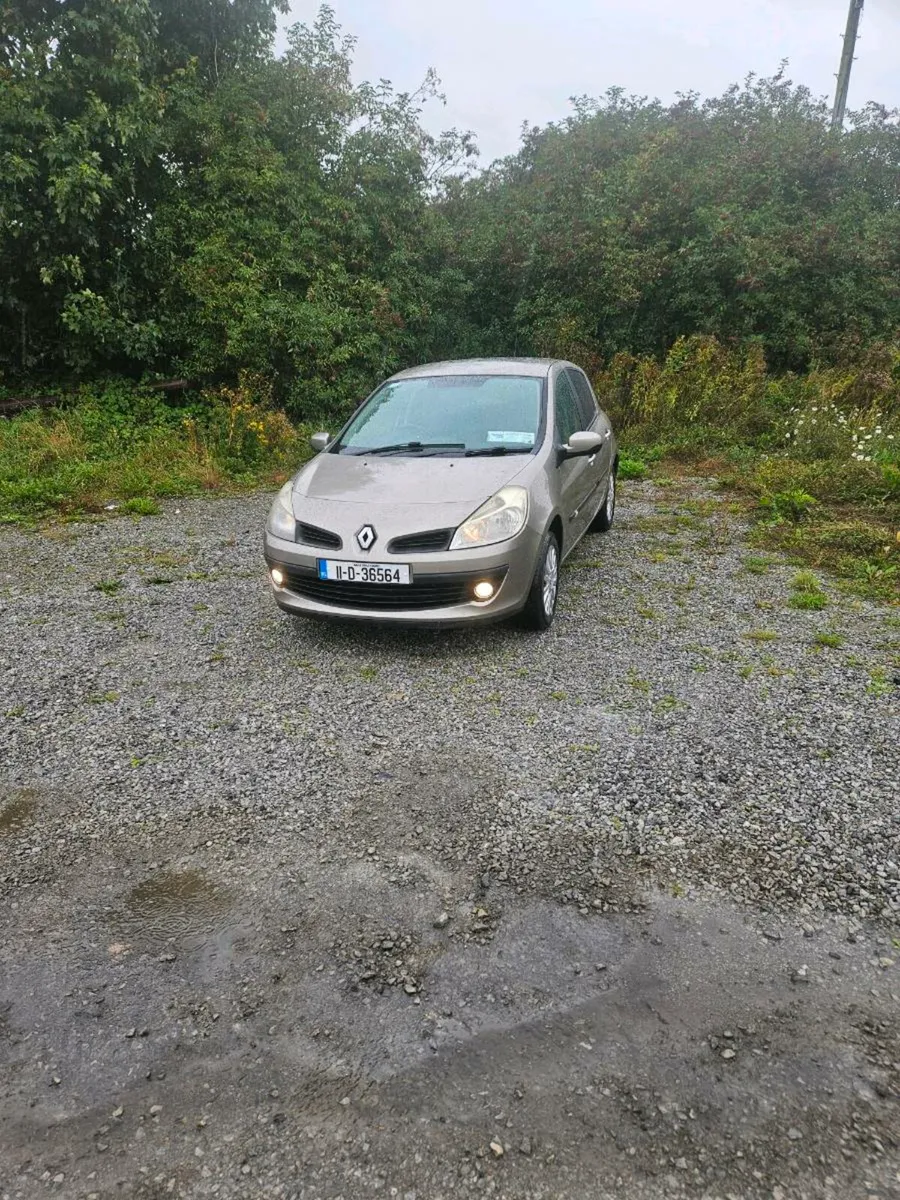 Renault clio - Image 1