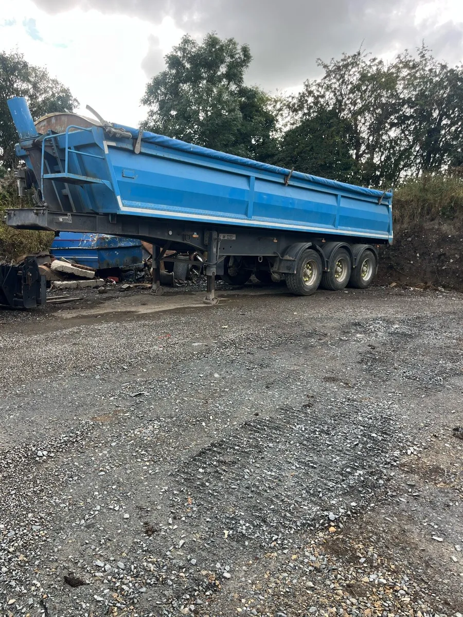 Tipping trailer - Image 3