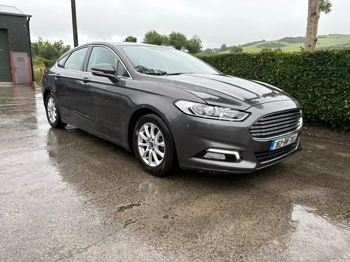 Car - Image 1