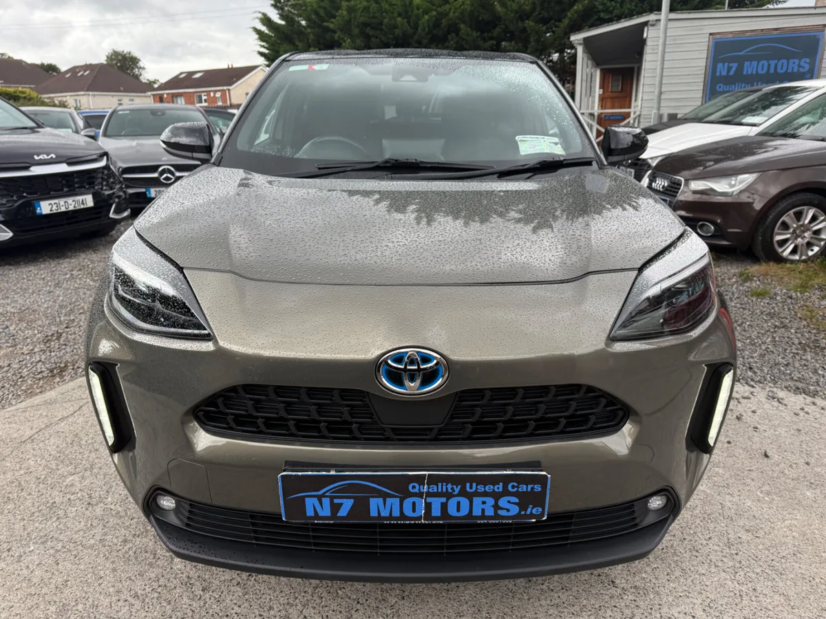 2022 Toyota Yaris  1.5 CROSS LUNA SPORT AUTO - Image 3