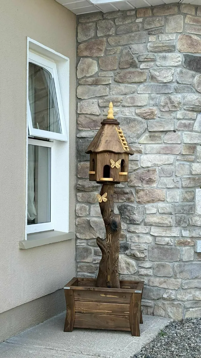 Personalised bird feeder with planter - Image 4