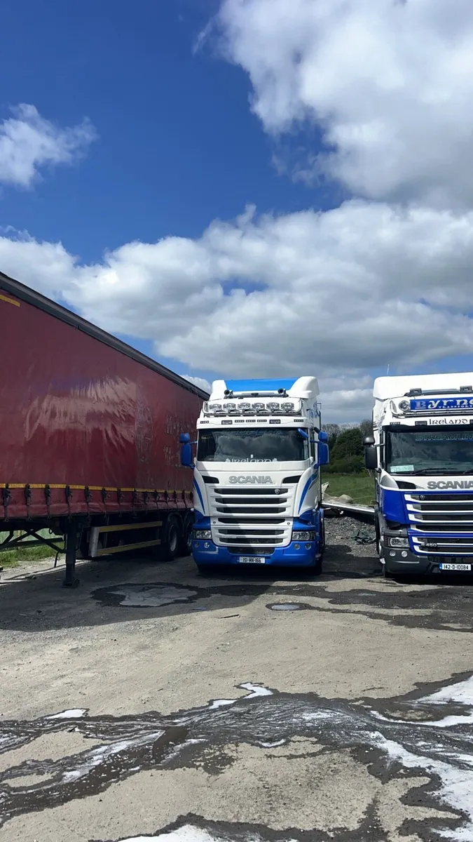 Trucks - Image 4