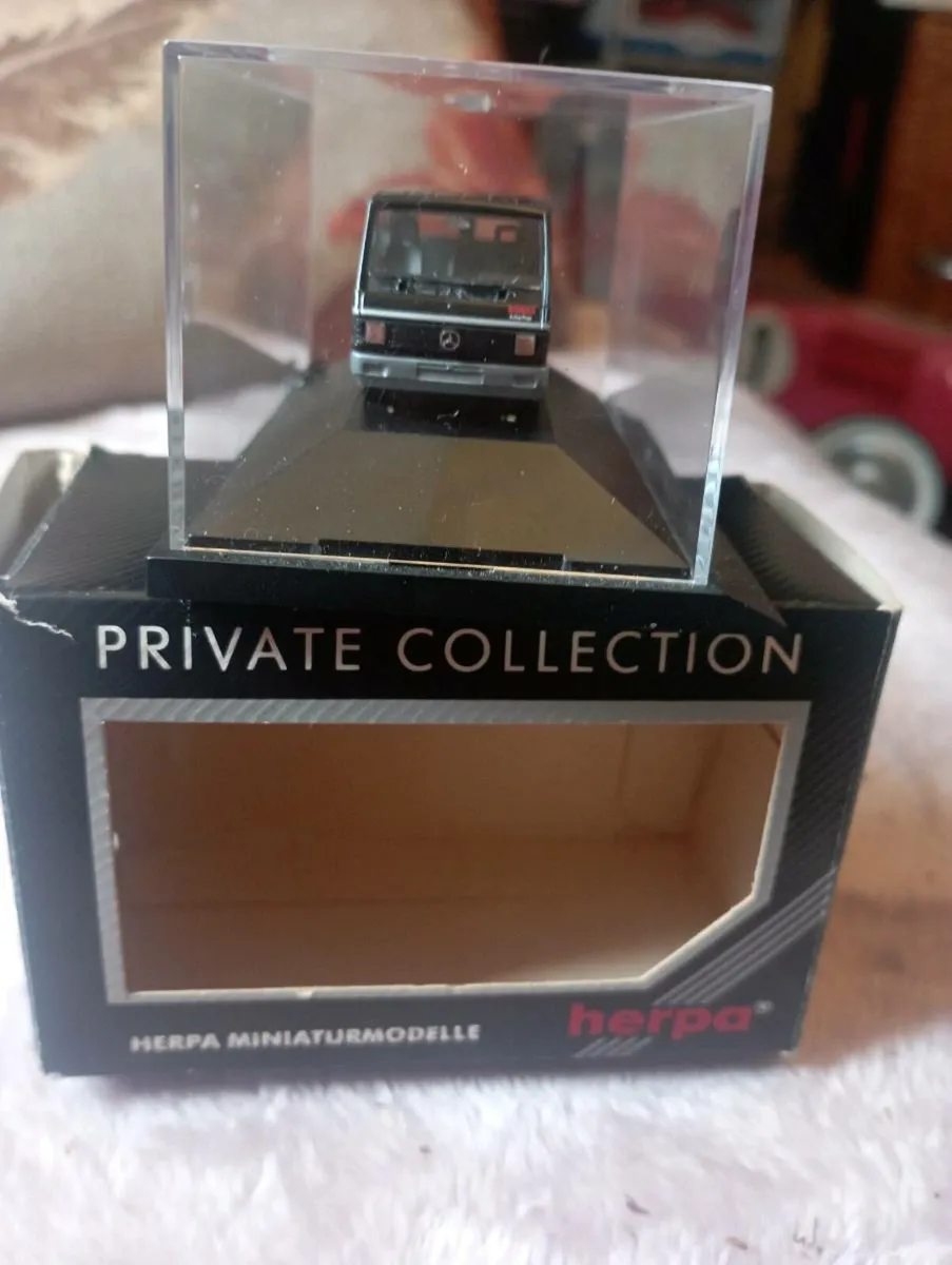 PRIVATE COLLECTION OF THE MB 100 D BOSS-SONAX - Image 4