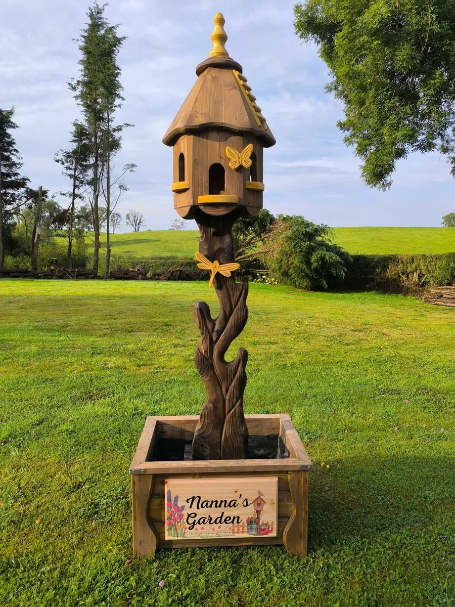 Personalised bird feeder with planter - Image 1