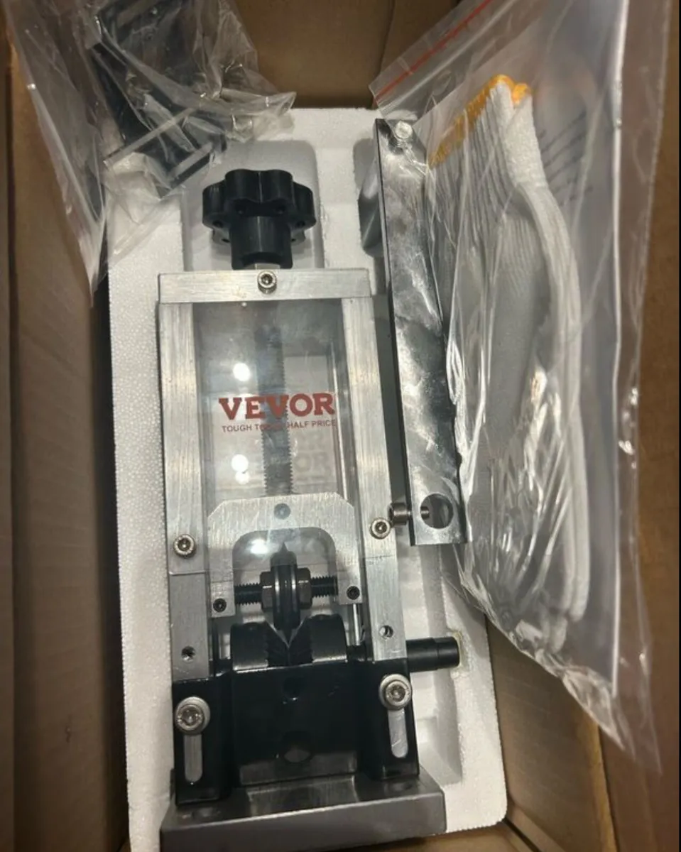 Manual Wire Stripping Machine Portable - Image 1