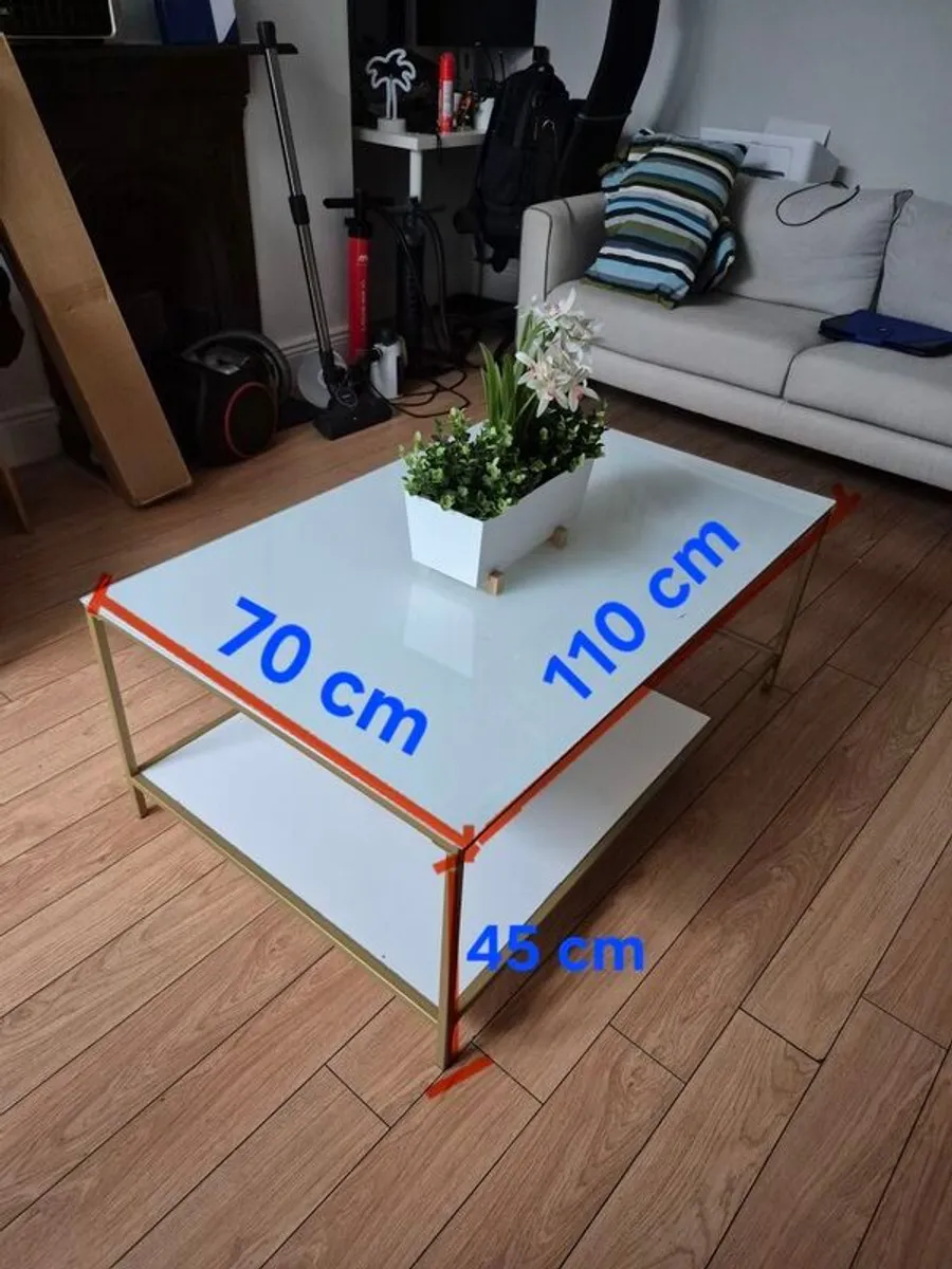 Coffee Table. - Image 2