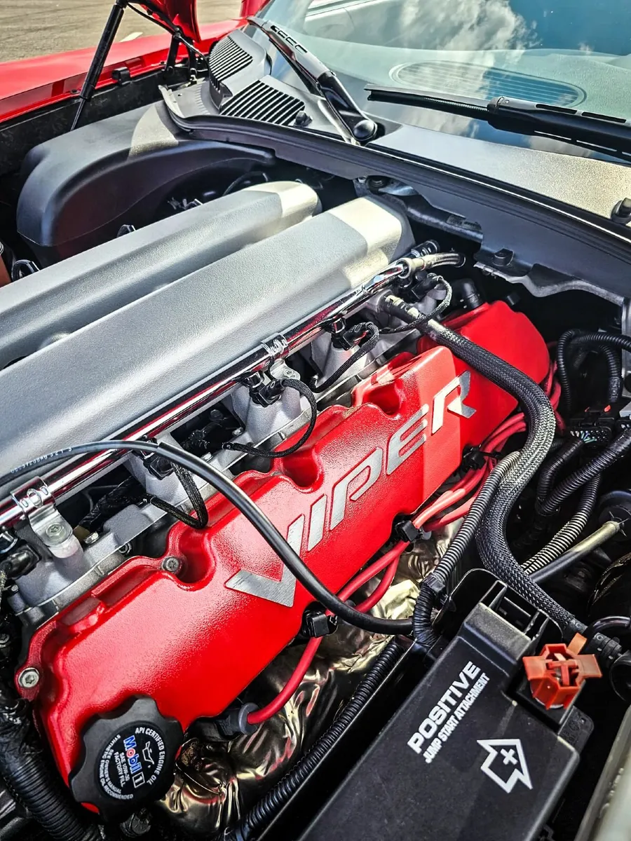 2004 Dodge Viper SRT-10 Roadster - Image 4