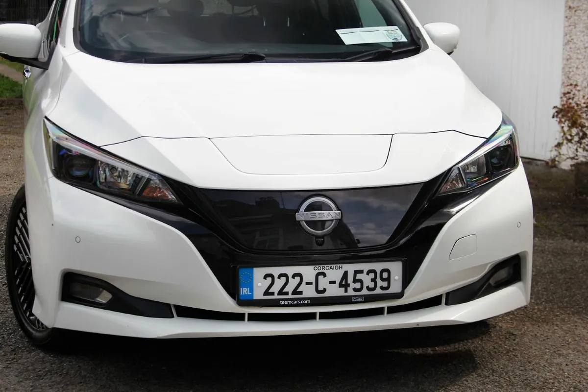 Nissan Leaf 2022 - Image 2