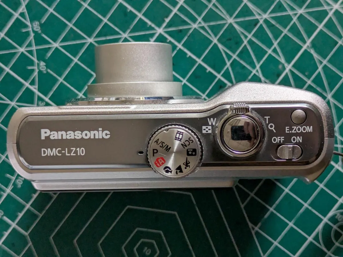 Panasonic Lumix 10MP CCD🌈 Camera Leica lens💥 - Image 2