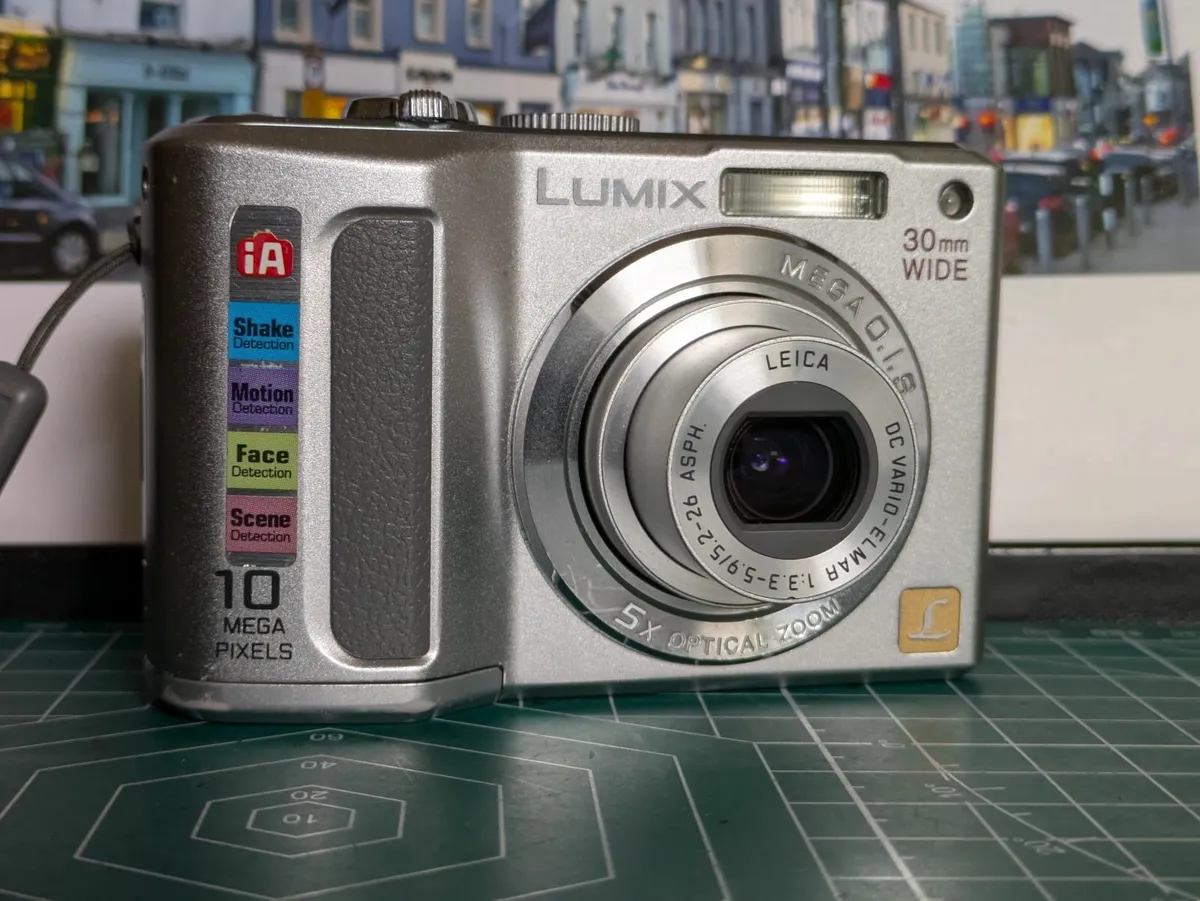 Panasonic Lumix 10MP CCD🌈 Camera Leica lens💥 - Image 1