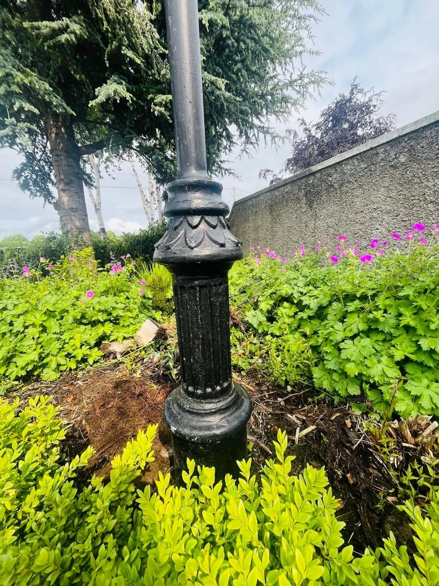 Victorian Style Lamp - Image 2