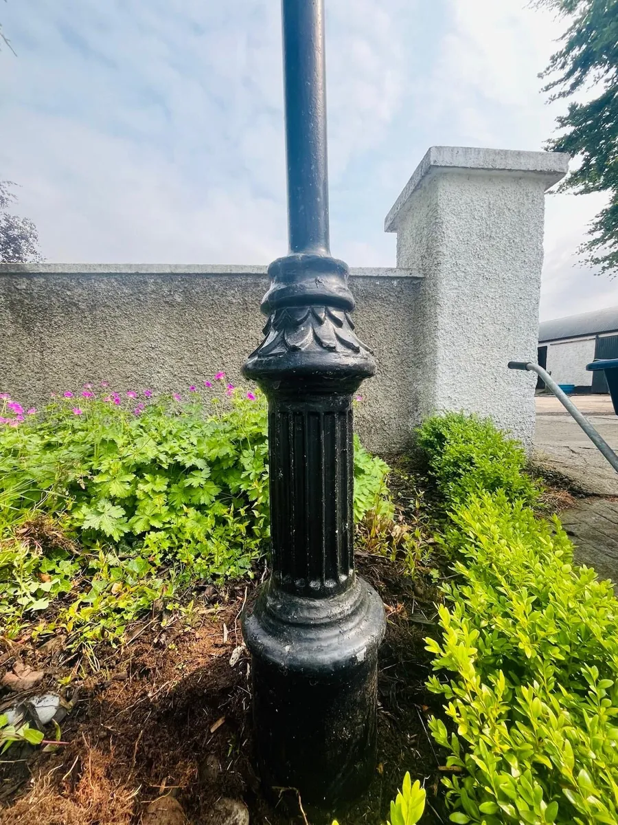 Victorian Style Lamp - Image 3