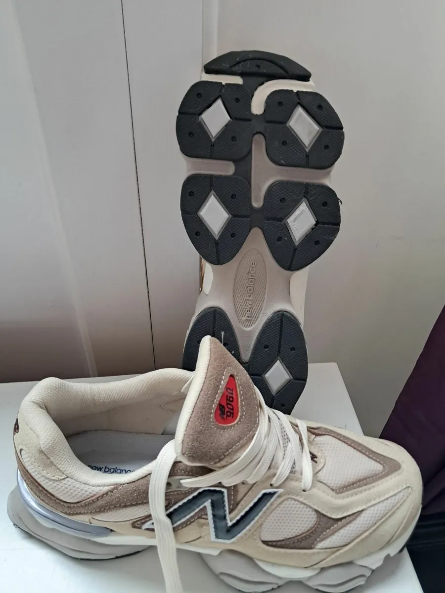 New Balance Trainers - Image 2