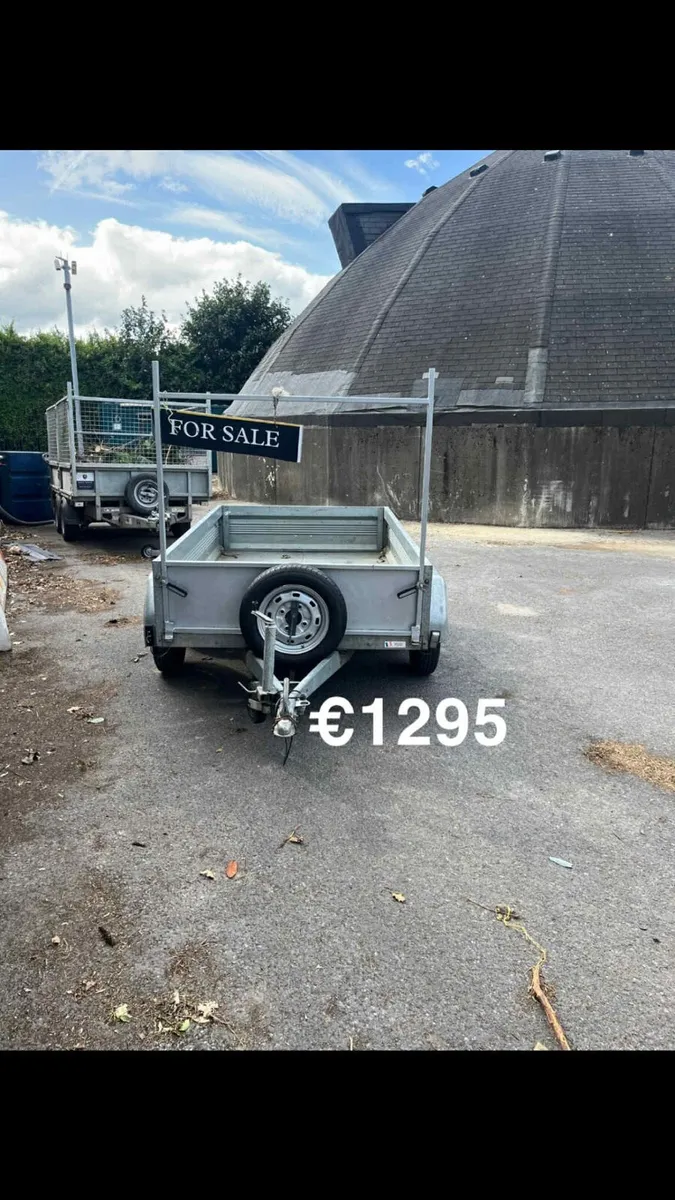 Trailers - Image 1