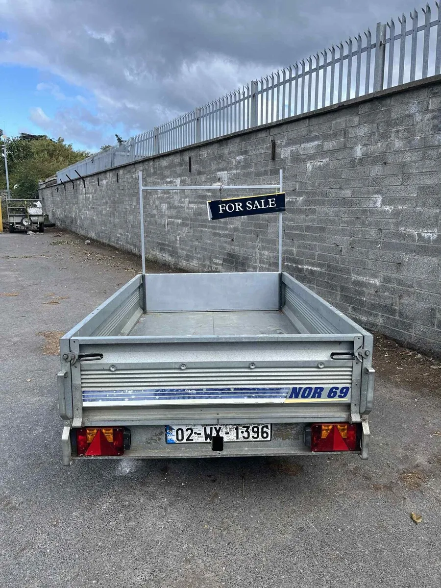 Trailers - Image 4