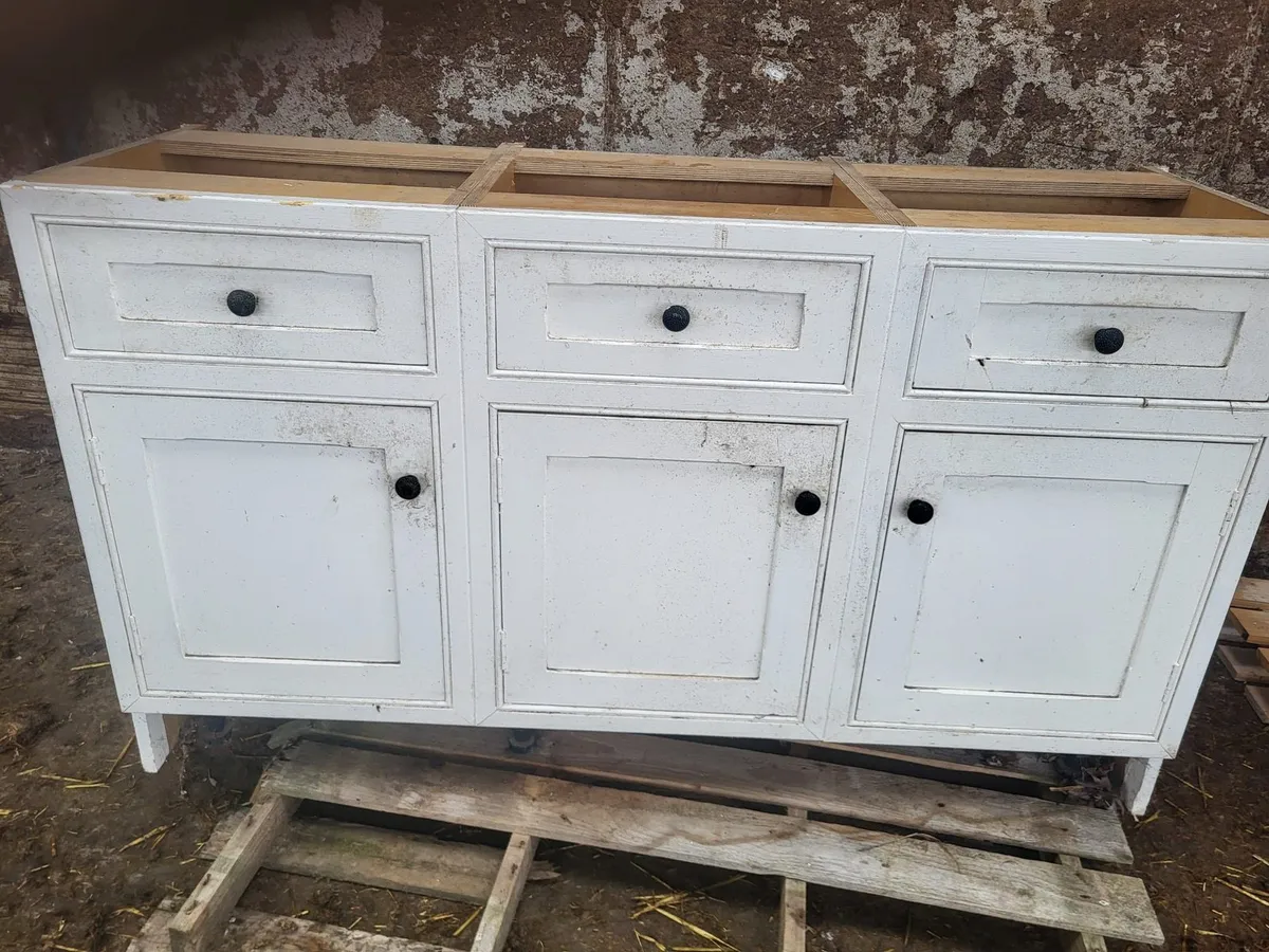 Kitchen dresser - Image 1