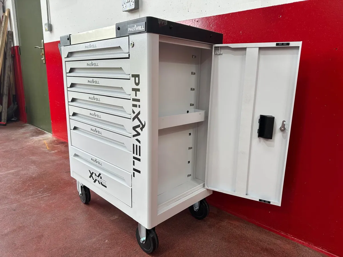 Workshop Toolbox c/w Tools **Online Auction** - Image 4