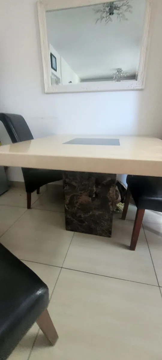 Marble table - Image 2