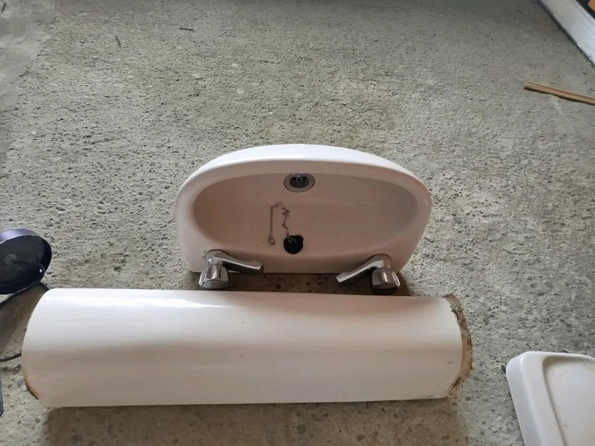 3 x sink and toilets-- free - Image 3