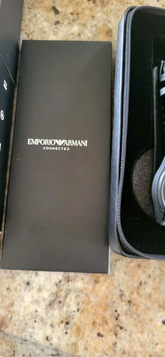 Armani Smart watch - Image 3