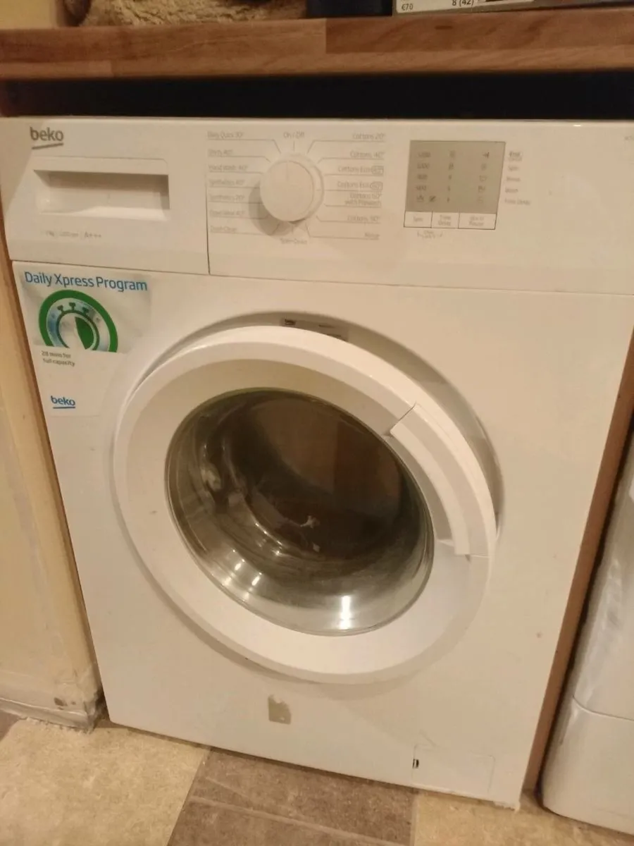 Washing machine and dryer - Image 1