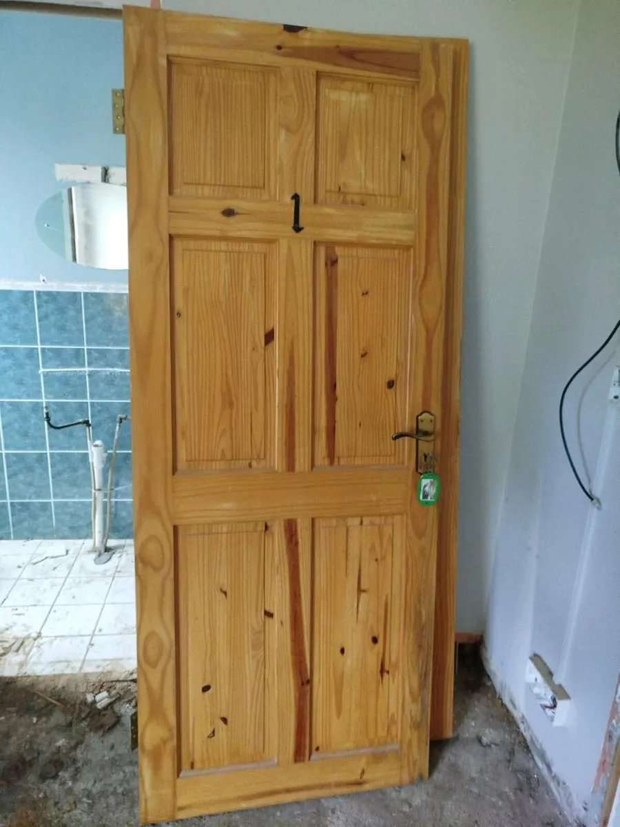 Glass and solid wood door - Image 2