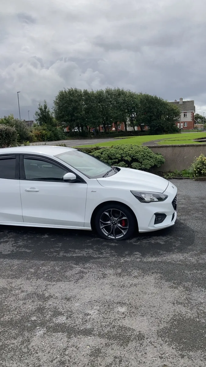 Ford FOCUS - Image 3