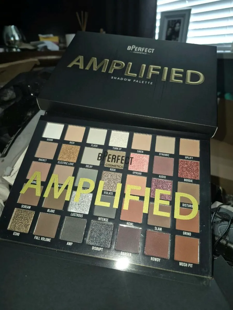 Makeup - Image 2