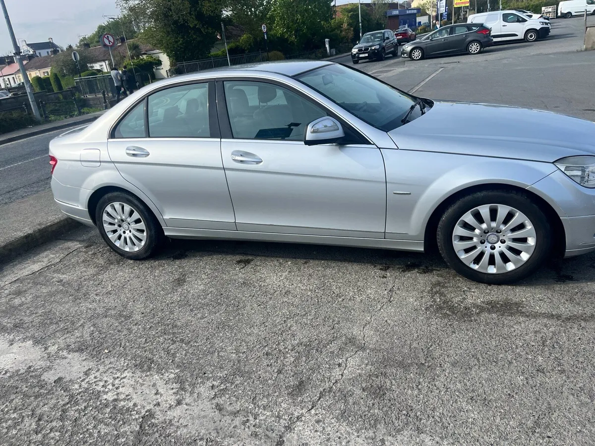 Mercedes Benz C-Class 2008 - Image 1