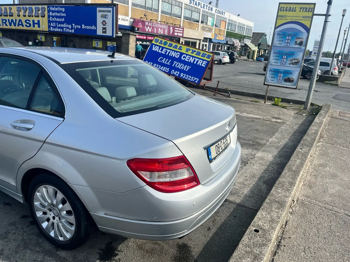Mercedes Benz C-Class 2008 - Image 4