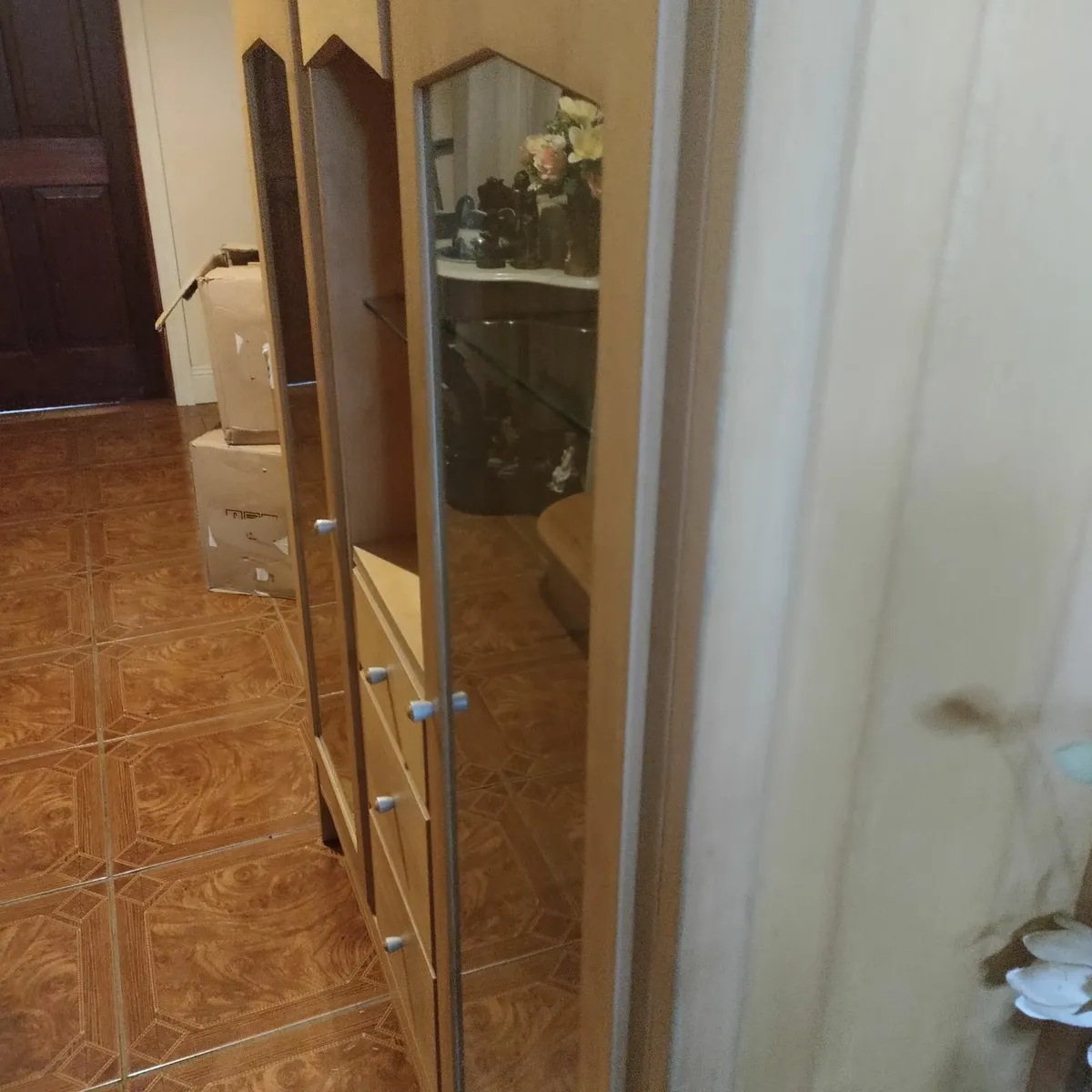 Glass cabinet - Image 3
