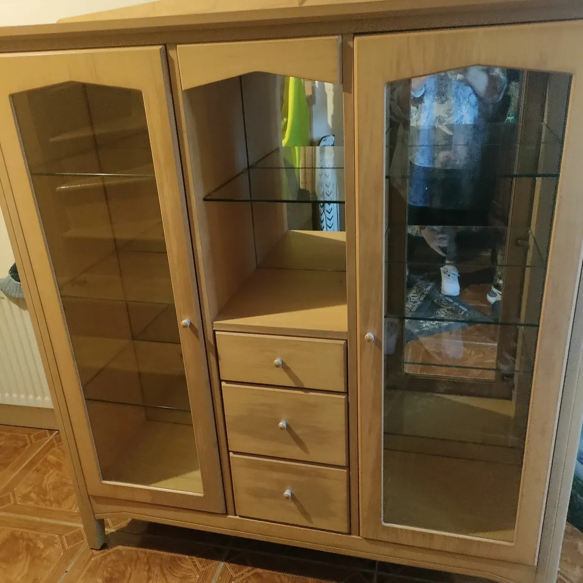 Glass cabinet - Image 1