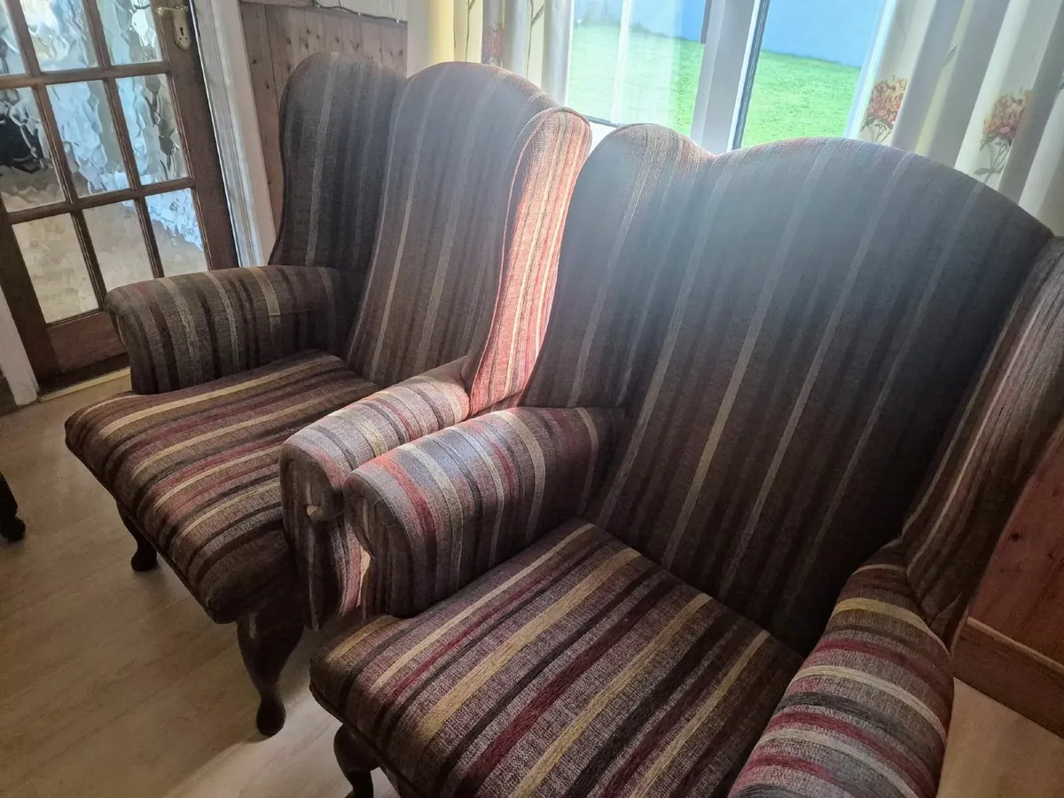 Living Room Furniture (Armchairs and Table Set) - Image 1