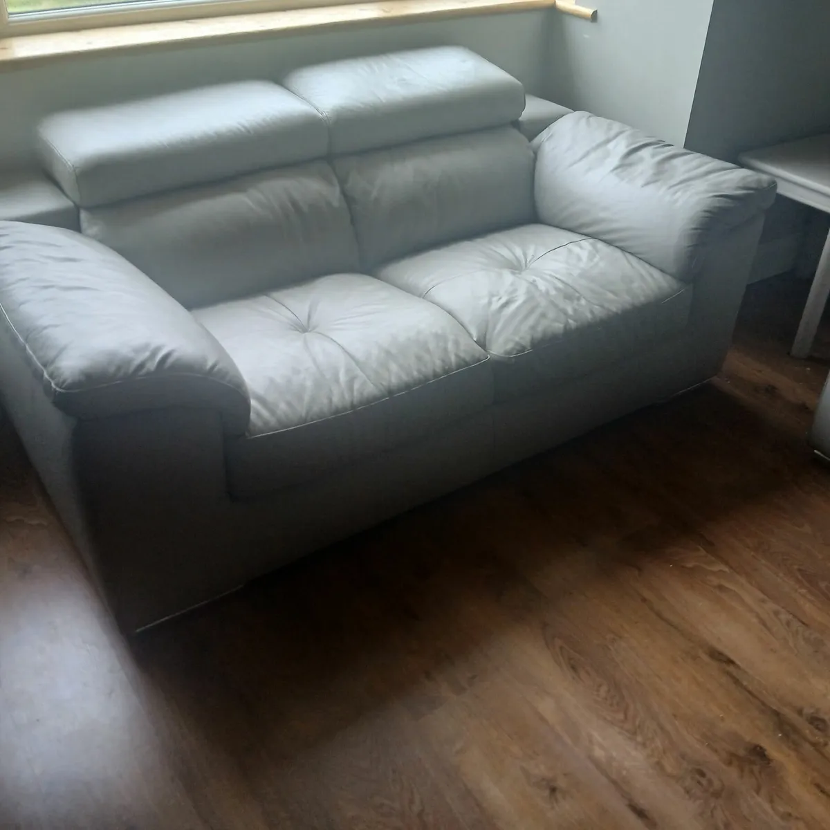 Free couches - Image 3