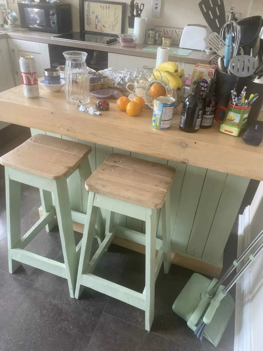 Handmade rustic kitchen islands - Image 2