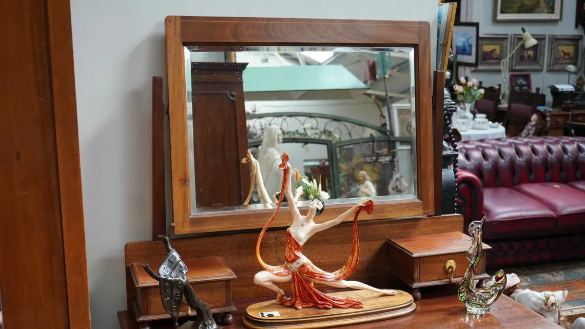 Edwardian Mahogany Dressing Table with Mirror - Image 2