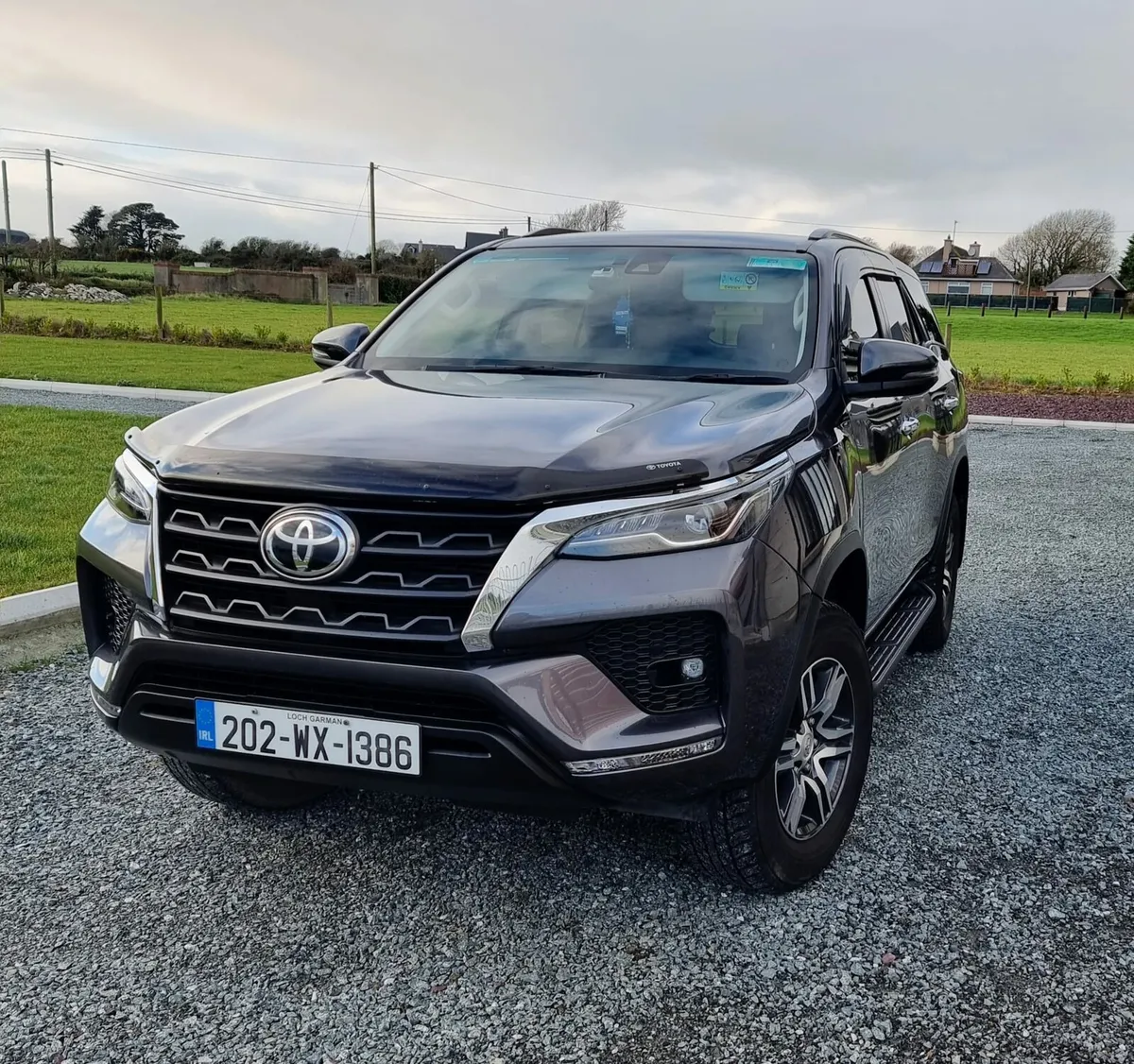 Toyota fortuner - Image 3