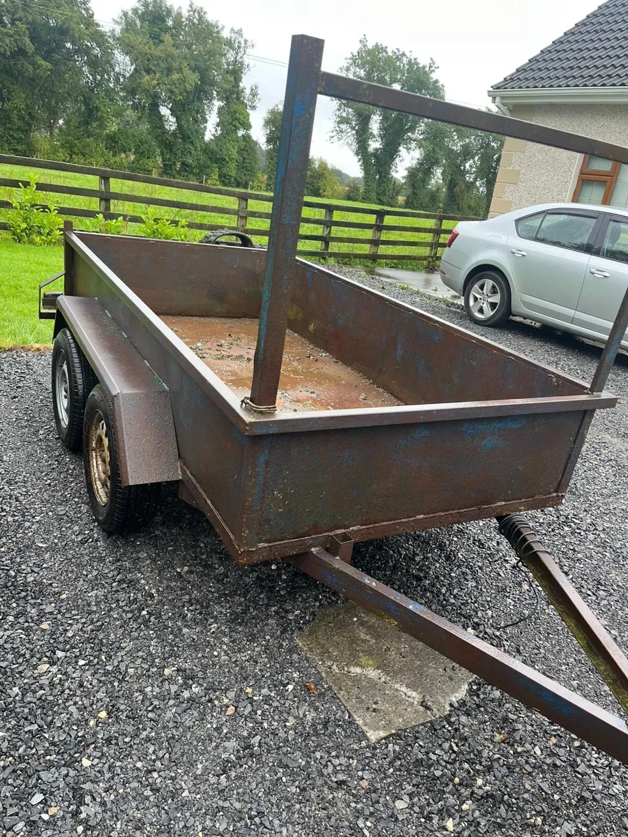 Trailer