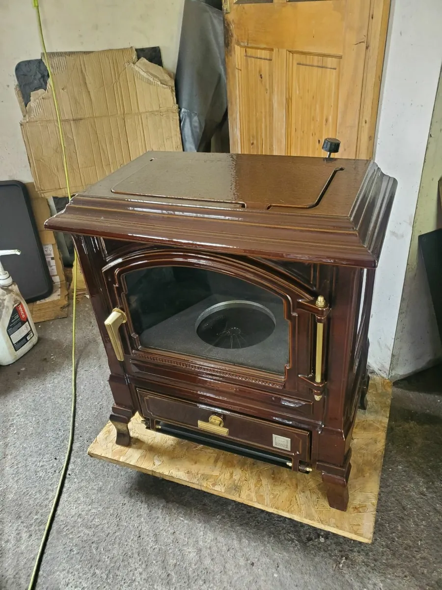 Nestor Martin 8kw oil stove fully refurbished - Image 1