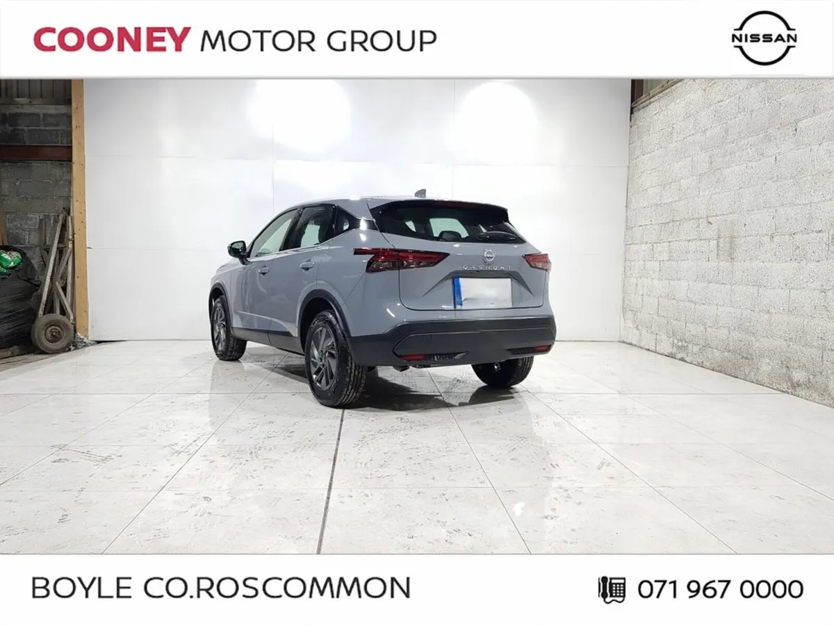 Nissan Qashqai 1.3 PET MILD HYBRID SV CLEARNESS MA - Image 4