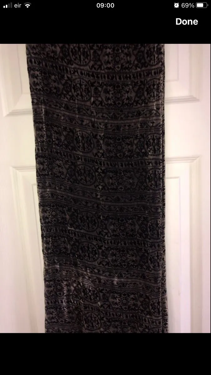 Ladies stunning scarf €5 - Image 4