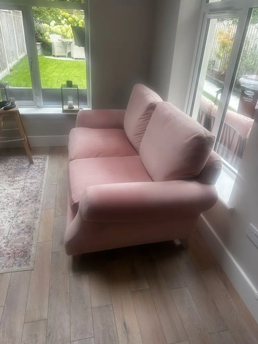 Next Couch - Image 2