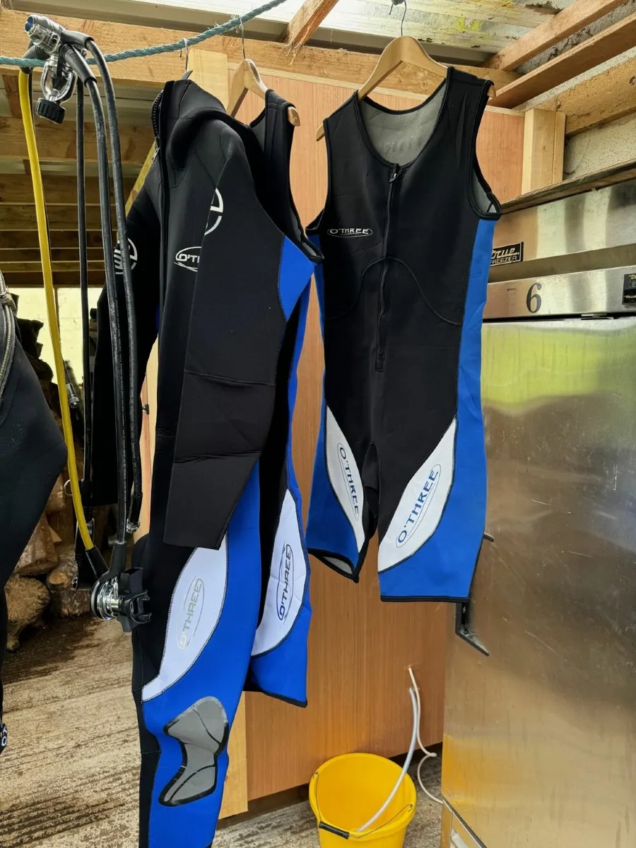 O'Three Cold water Diving gears - Image 3