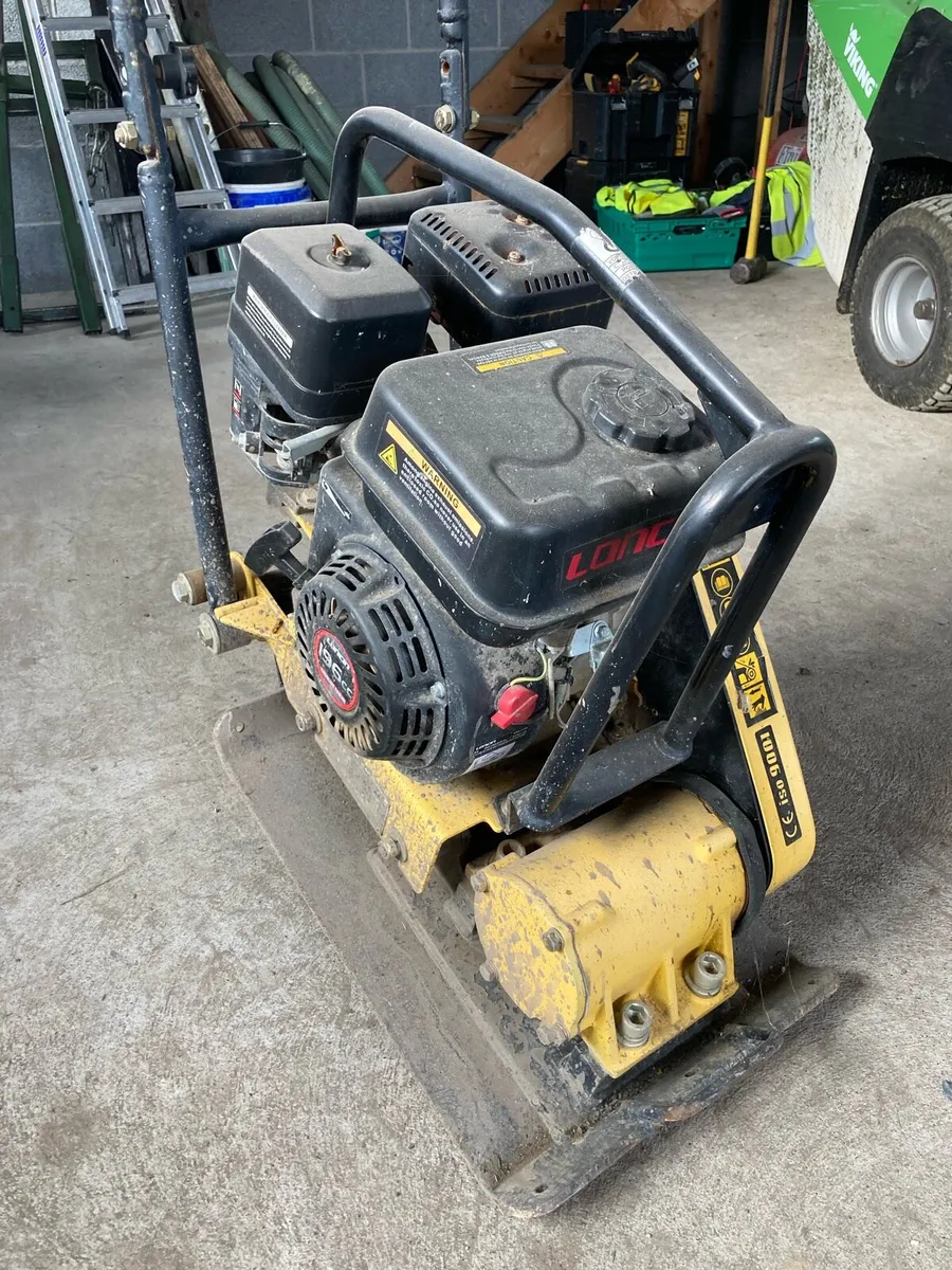 Whacker plate