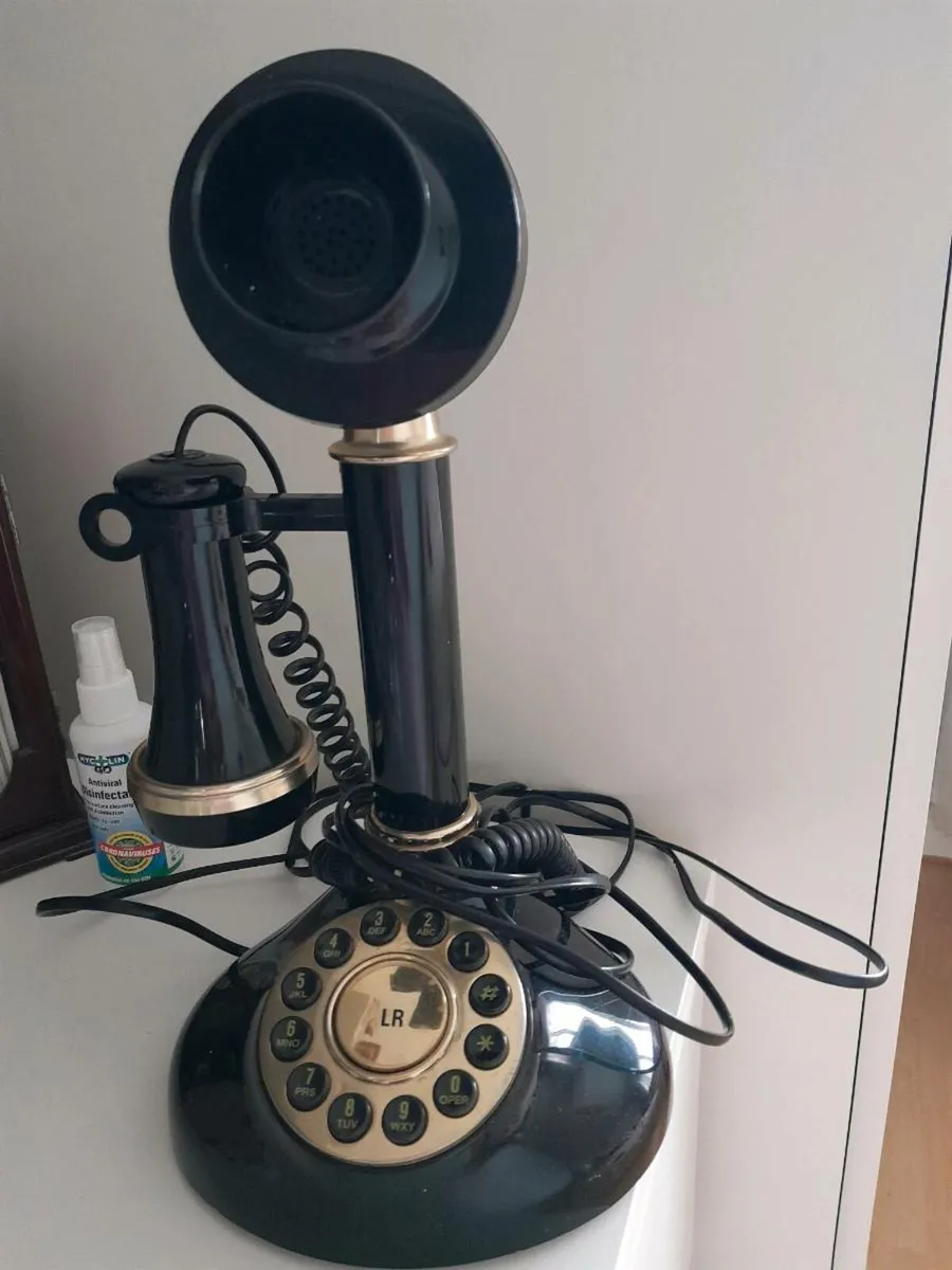 Telephones - Image 2