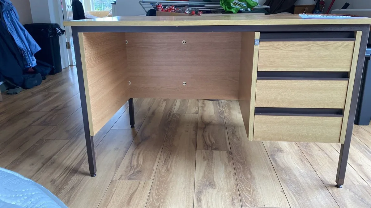 Desk - Image 3
