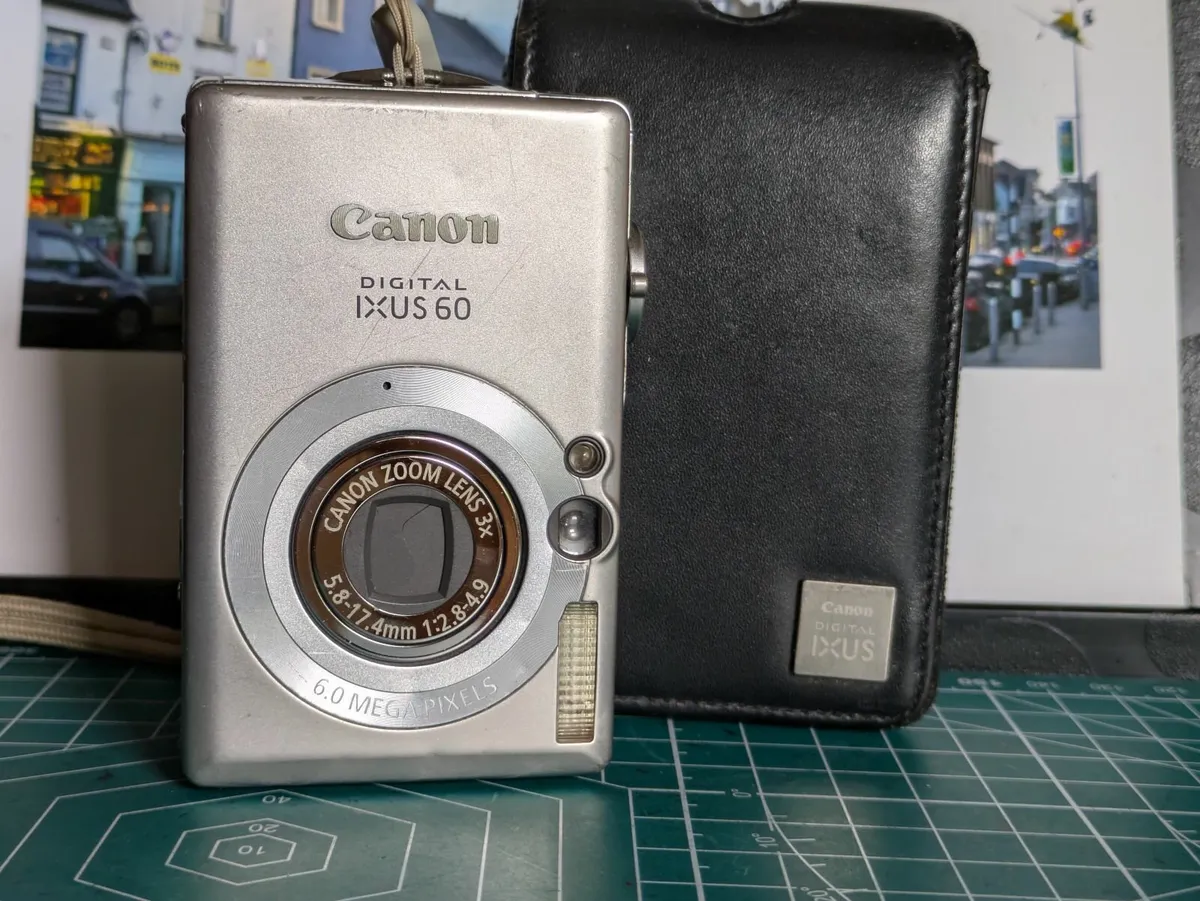 Canon Digital Ixus 60 6MP CCD🌈 compact camera - Image 1