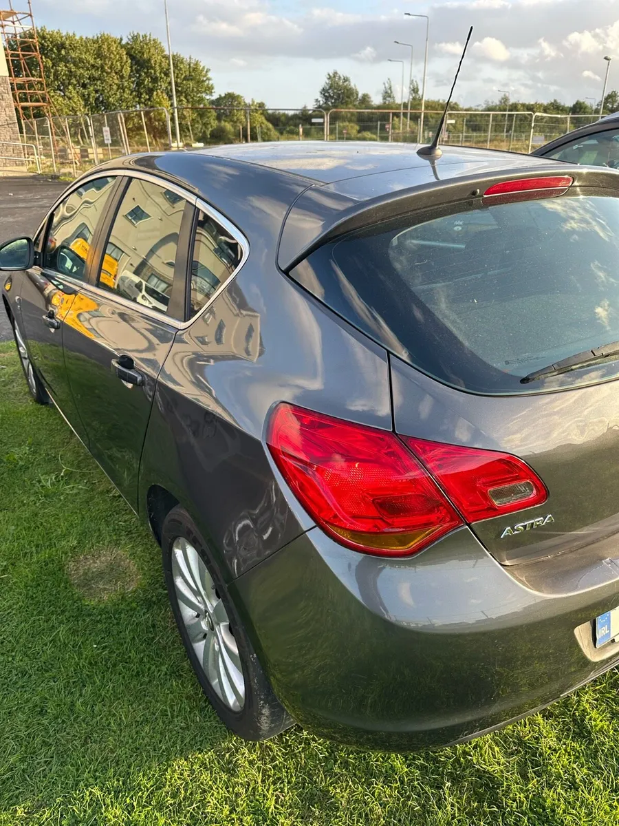 Car Opel Astra SE 1.7 diesel - Image 2