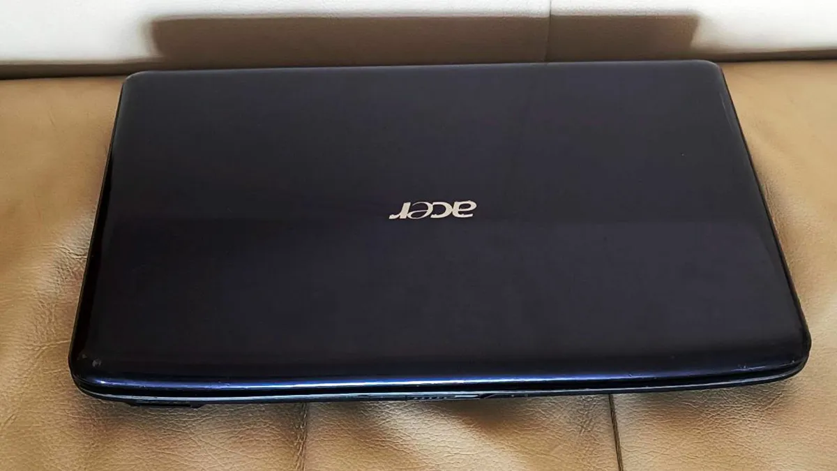 Laptop  15.6 Inch Windows 10 - Image 4