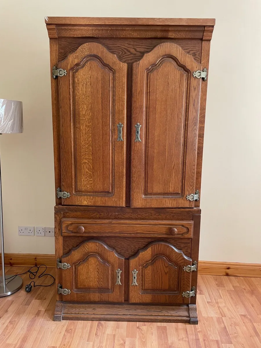 Cabinets - Image 1
